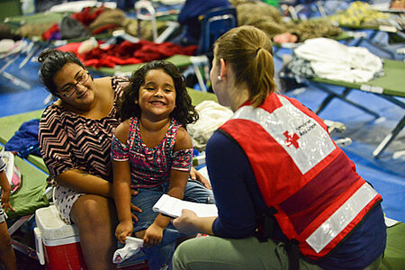 2017, children, family, photographer daniel cima, red cross, shelter, usa texas