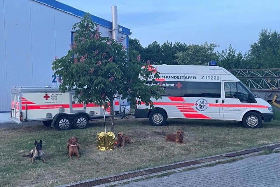 Fackellauf_LVSL_KVSt.Ingbert4 DRK-Fackel beim KV St. Ingbert
