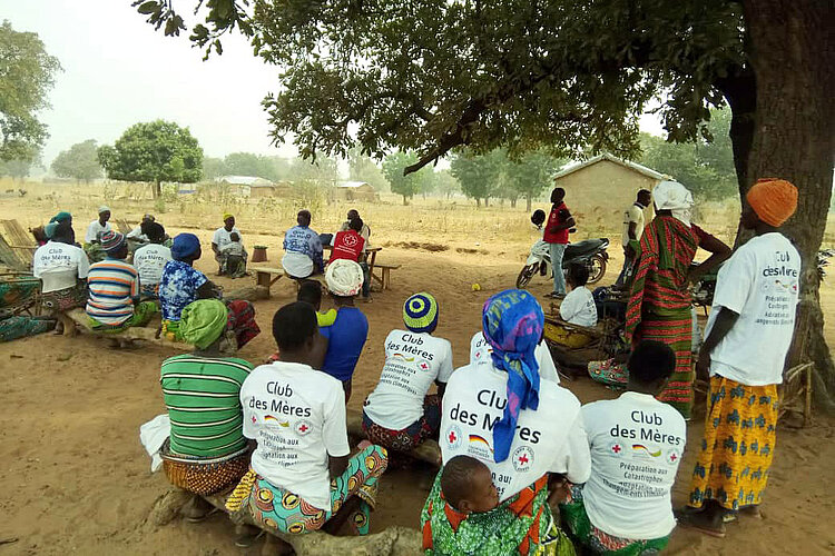 Mütterclub Versammlung einer Frauengruppe in Togo