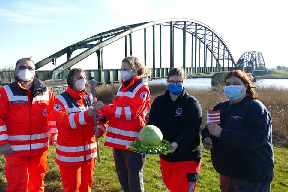 Fackellauf_LV_SH_KV_Nordfriesland4 Übergabe der DRK-Fackel vom KV Nordfriesland an den KV Dithmarschen