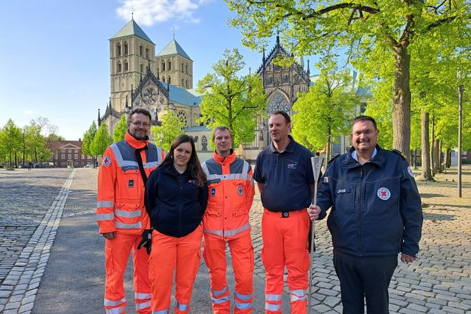Fackellauf_LVWL_LVHerford2 Ehrenamtliche des KV Herford-Land mit der DRK-Fackel