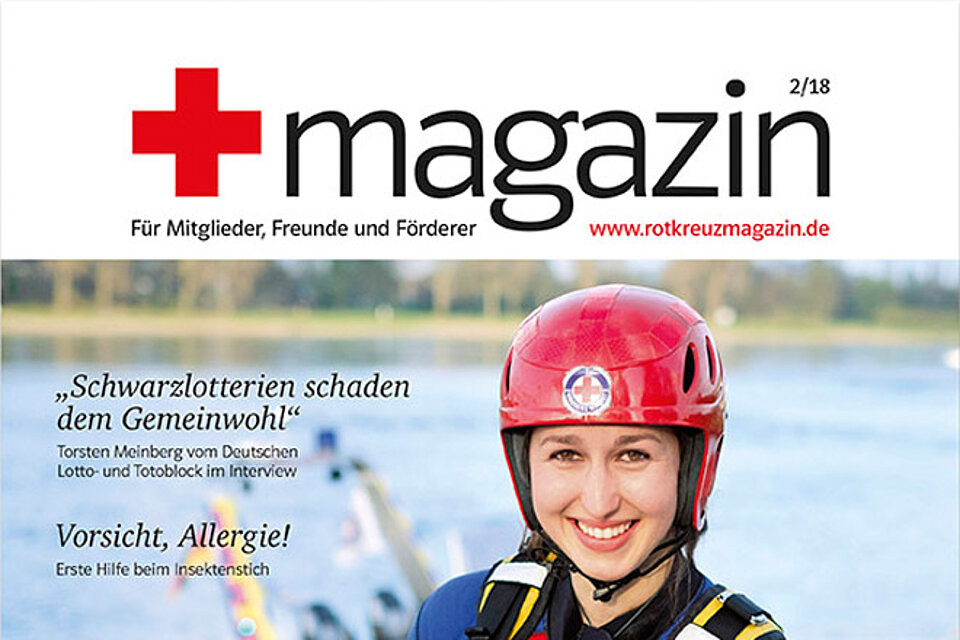 rotkreuzmagazin 2/18 Titelbild des Rotkreuzmagazins mit einer Mitarbeiterin aus der Wasserwacht
