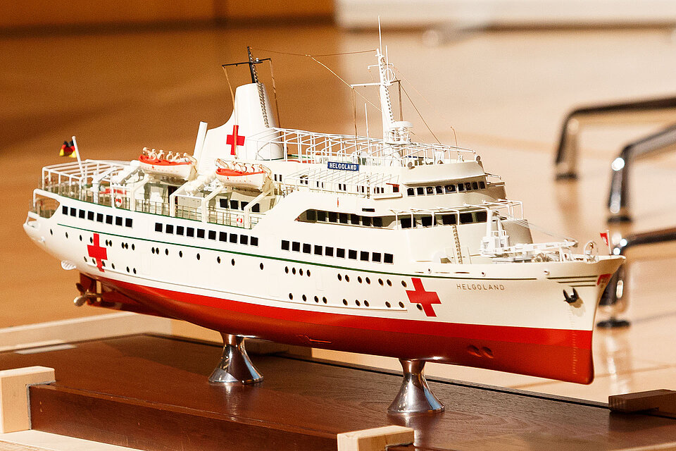 Schiffsmodell Helgoland Miniatur des Hospitalschiffs Helgoland