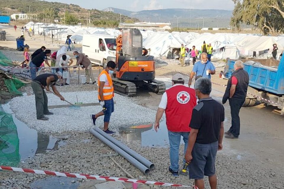 DRK-Hilfe in Griechenland DRK verbessert Wasser- und Hygieneversorgung in Kara Tepe