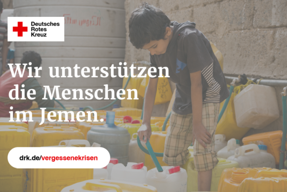 VergesseneKrisen_Jemen_JungemitWasser Junge beim Wasserholen, Jemen
