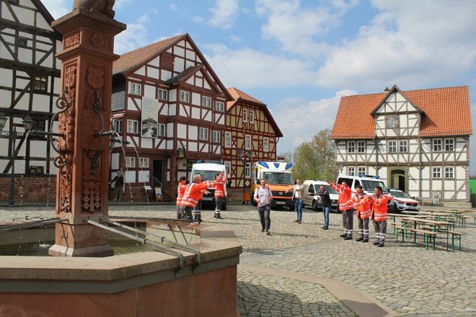 Fackellauf_LVHessen_KVHochtaunusHessenpark DRK-Fackel beim KV Hochtaunus