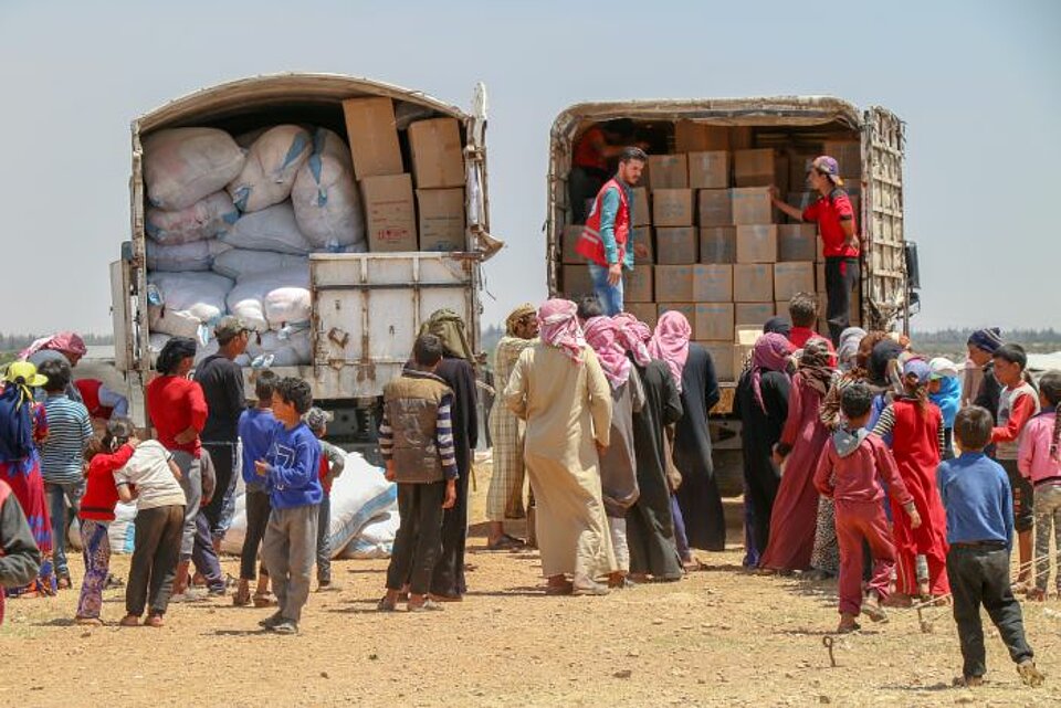 Menschen auf der Flucht in Syrien Rotkreuz-Hilfe in Syrien