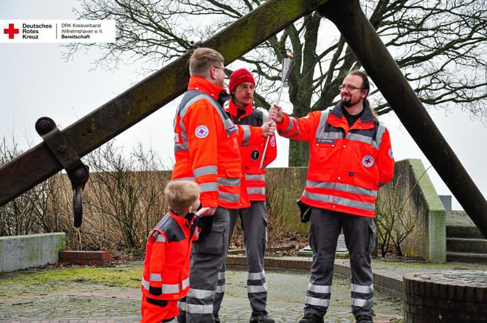 Fackellauf_LV_OB_KVWilhelmshaven2 DRK-Fackel an der Gedenkstätte Seefrieden Wilhelmshaven
