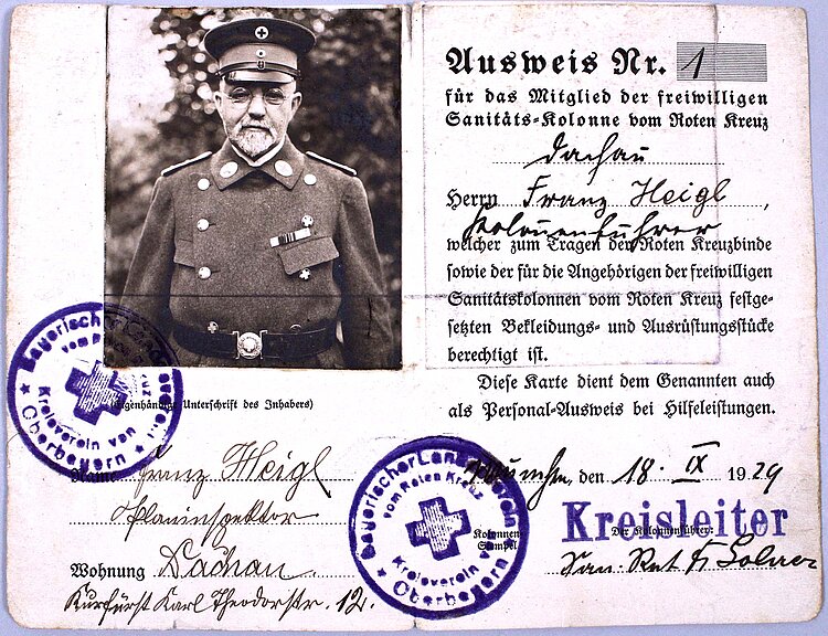 DRK-Sanitätskolonne Dachau Historischer DRK-Dienstausweis