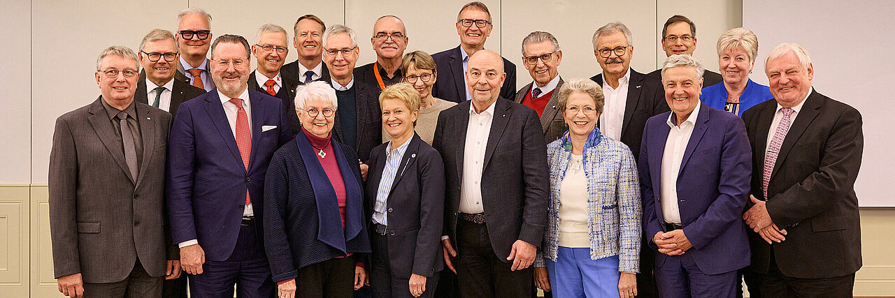 Präsidialrat des Deutschen Roten Kreuzes 2024 Der Präsidialrat des Deutschen Roten Kreuzes 2024