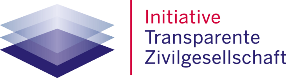 Logo Initiative Transparente Zivilgesellschaft Abgebildet ist das Logo der Initiative Transparente Zivilgesellschaft. Auf der linken Seite sind drei violette Rauten zu sehen, die übereinanderliegen. Die unterste ist vollständig undurchsichtig, die oberste hingegen sehr durchsichtig / transparent. Getrennt durch eine senkrechte rote Linie steht auf der rechten Seite "Initiative Transparente Zivilgesellschaft"